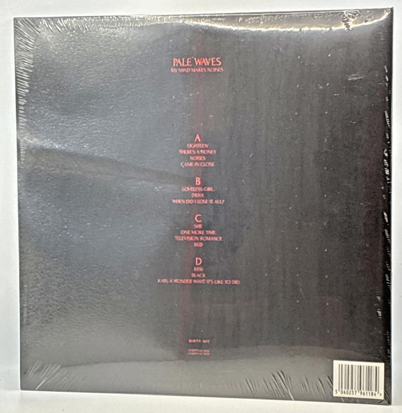 PALE WAVES - MY MIND MAKES NOISES Vinyl New/Sealed Tracked P&P