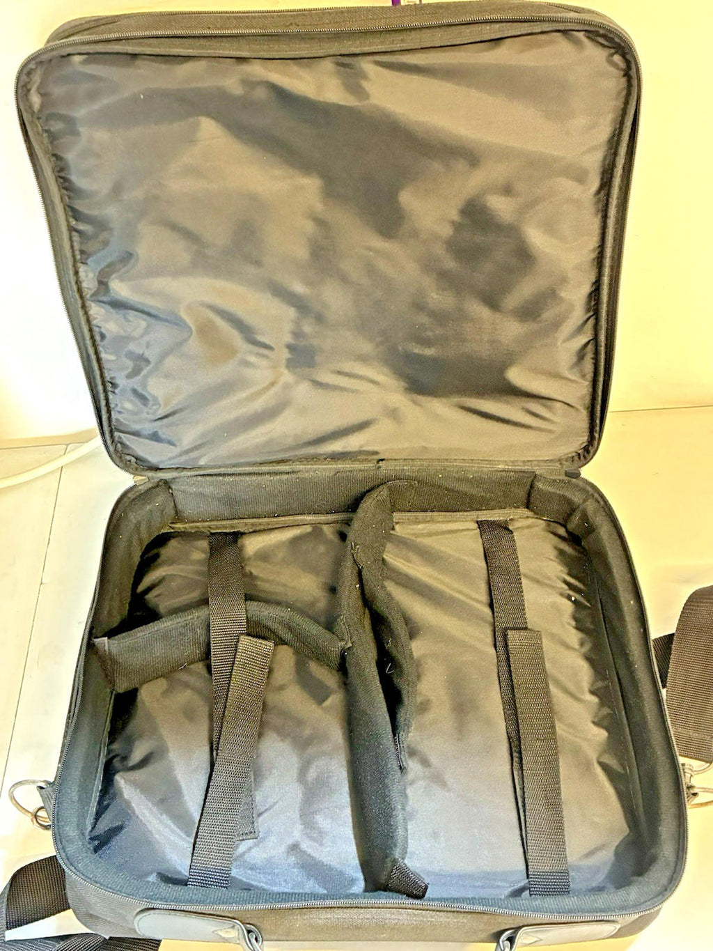 Nintendo 64 N64 Carry Case Bag. Excellent Condition All Zips Work,