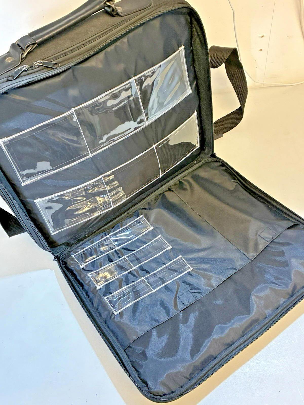 Nintendo 64 N64 Carry Case Bag. Excellent Condition All Zips Work,